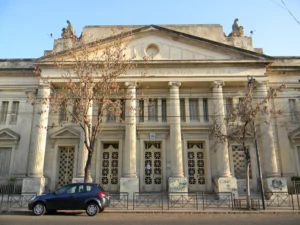 Alumno fue mordido por una rata en el baño de la escuela en Rosario
