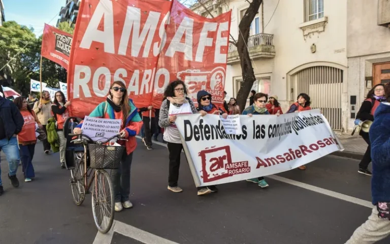 Amsafé Rosario se suma a la jornada de lucha por la educación pública 