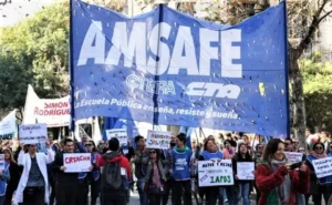 Amsafé lanza nueva jornada de protesta en rechazo a la oferta paritaria