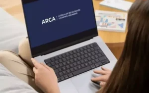 Arca actualizó el régimen de IVA para operaciones realizadas en plataformas digitales