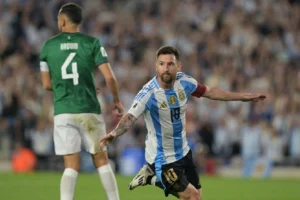 Argentina goleó a Bolivia por 6-0.