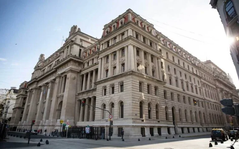 Argentina, líder del índice de transparencia judicial de Sudamérica