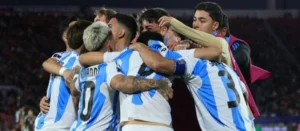 Argentina enfrenta a Colombia en busca de la final del Mundial Sub-20