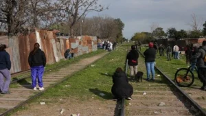 Patrullero en operativo policial en Rosario