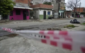 Atacaron a tiros la casa de familiares de los detenidos por el doble crimen de Barrio San Francisquito