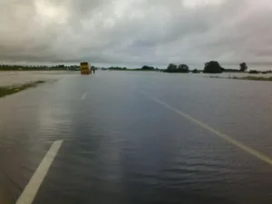 CORTE AUTOPISTA BUENOS AIRES POR LA LLUVIA