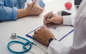 Autorizan a las prepagas y obras sociales a limitar la cobertura a los afiliados