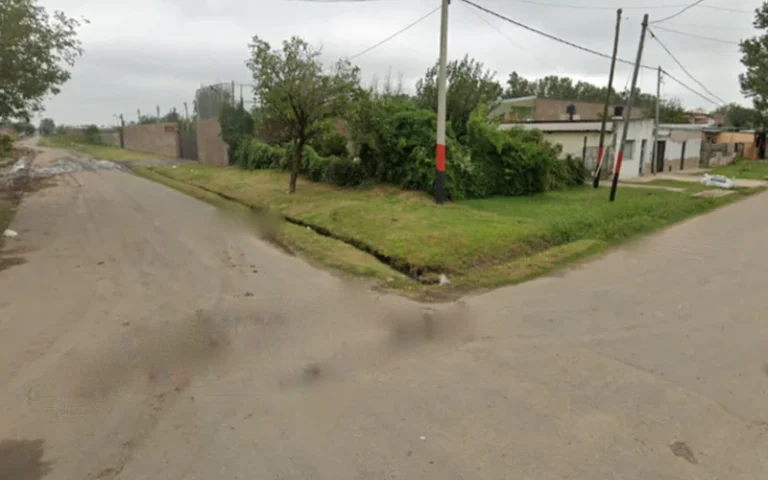 Barrio Gráfico acribillaron a un hombre desde un auto con varios ocupantes