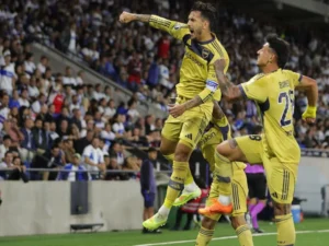 Boca debutó con triunfo 2-1 ante Católica en la Libertadores