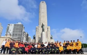 Bomberos rosarinos viajan a Venezuela para tareas de rescate