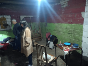 Buscan a familiares de la niña de cuatro años que encontraron en Tablada