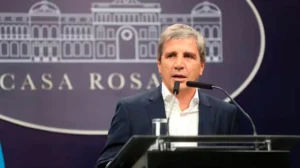 Caputo anunció la reducción de aranceles sobre bienes de capital