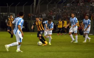 Central y Racing ya se cruzaron en el Padre Martearena