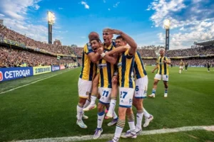 Plantel de Rosario Central en la previa de un partido de Copa Argentina