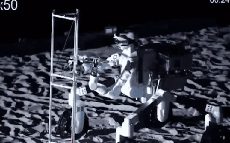 China planea enviar robot humanoide a la Luna en 2028