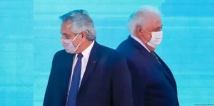 Citan a indagatoria por el vacunatorio VIP en plena pandemia