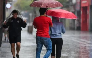 Clima en Rosario: pasó el viento pero persiste el alerta por lluvias