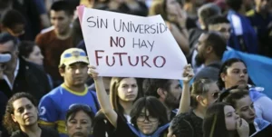 Comenzó el paro universitario en todo el país