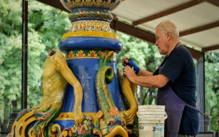 Comenzó la restauración de la Fuente de los Españoles