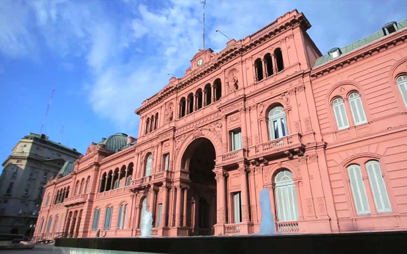 Cómo se distribuyó el gasto público y el dinero a provincias en 2025.