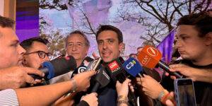 Con respaldo de Bullrich, Aleart celebró su avance en Rosario.