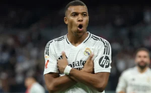 Tres golazos de Mbappé para eliminar al City de la Champions League.