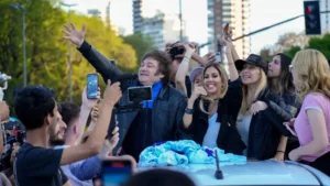 Milei llegará a Rosario en una breve visita