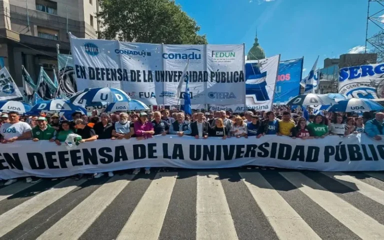 Conflicto universitario: docentes rechazan oferta salarial