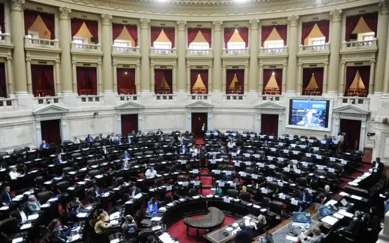 Conforman cinco comisiones para analizar la Ley Ómnibus