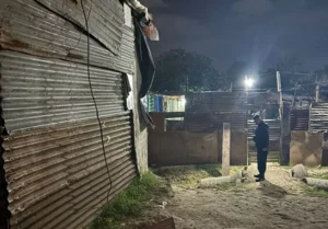 mujer asesinada en un tiroteo un detenido