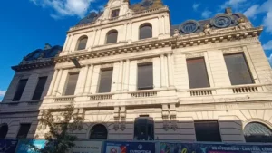 Constructores respaldan a la Intendencia en la disputa por edificios en ruinas