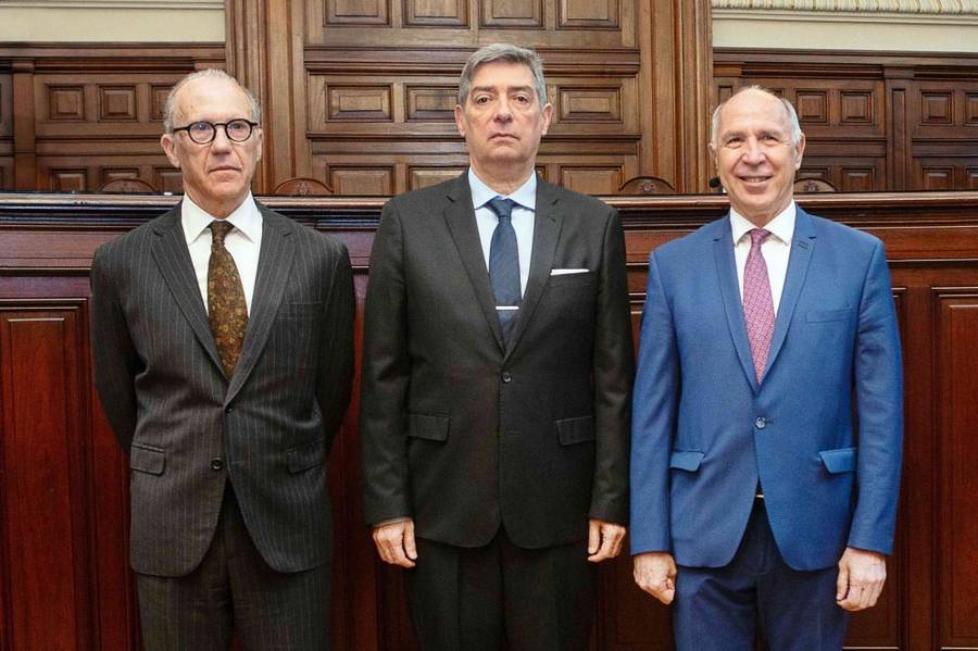 Corte Suprema avala DNU y habilita venta de tierras