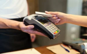 Crecen los pagos con tarjeta de crédito y "contactless"