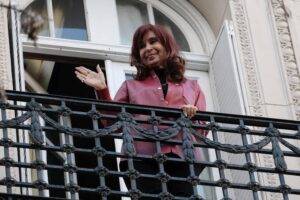 Cristina Kirchner busca revertir su condena por lawfare