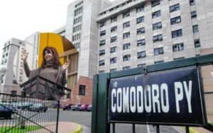 Cristina no irá a Comodoro Py La Justicia le otorgó la prisión domiciliaria