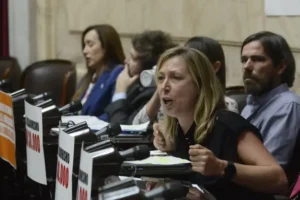 Bregman y Villarruel discutieron en X por la baja convocatoria de Milei en el Día de la Bandera