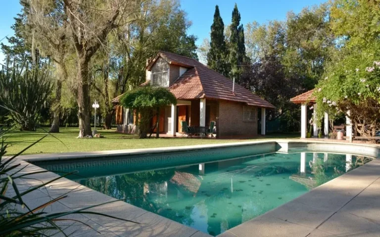 ¿Cuánto cuesta alquilar una casa en Funes o Roldán para pasar el verano?