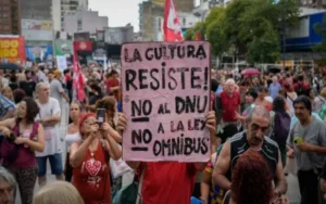 Cultura se movilizará contra la Ley Ómnibus en Rosario