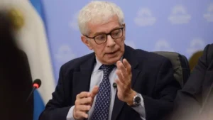 Cúneo Libarona habló de la igualdad de género y ganó rechazo
