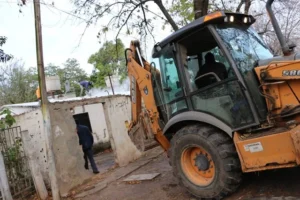 continúan derribando bunkers en Rosario
