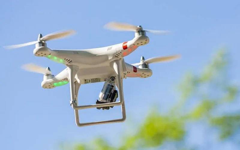 Demoran a piloto de drone por vuelo ilegal en el aeropuerto