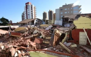 Derrumbe del hotel en Villa Gesell: ya son siete los muertos