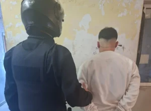 Patrullero en operativo por robo de moto en Rosario