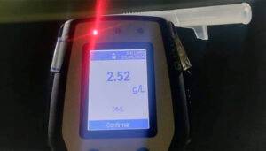 Detuvieron a un camionero ebrio en Pueblo Esther.