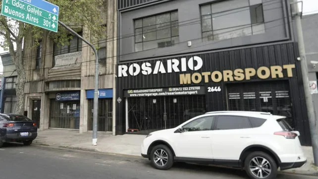 Detuvieron a un dueño de MotorSport por estafas con autos
