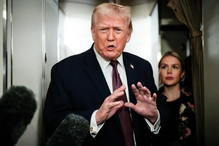 Donald Trump elogió a Delcy Rodríguez tras una llamarla.