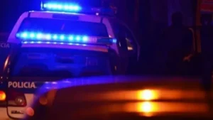 Dos hombres fueron detenidos a bordo de una bicicleta pública