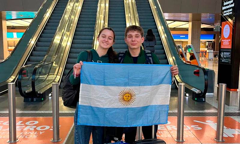Dos jóvenes argentinos finalistas del Global Student Prize.