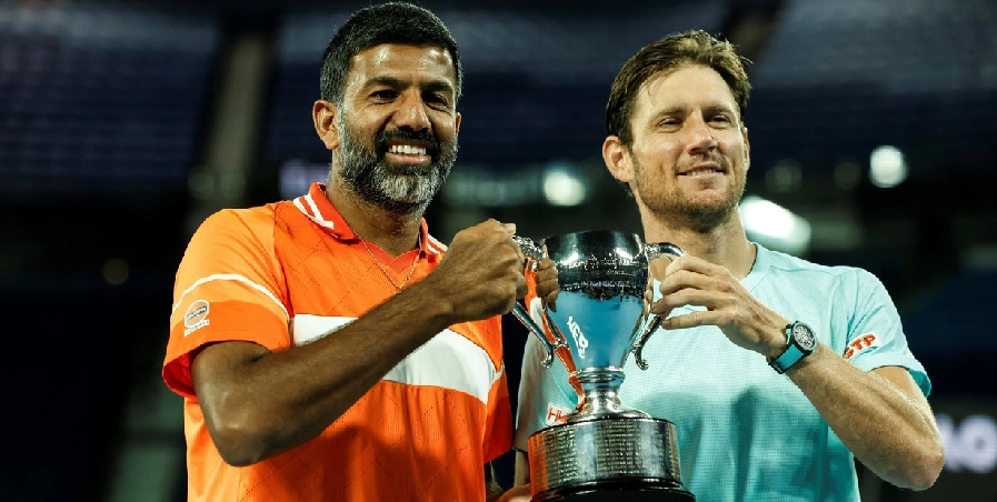 El tenista asiático se convierte en el más longevo en alcanzar un trofeo de estas características con 43 años. Su compañero es el australiano Matthew Ebden.