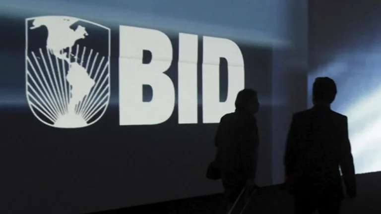 El BID financiará proyectos en Argentina por USD10.000 millones
